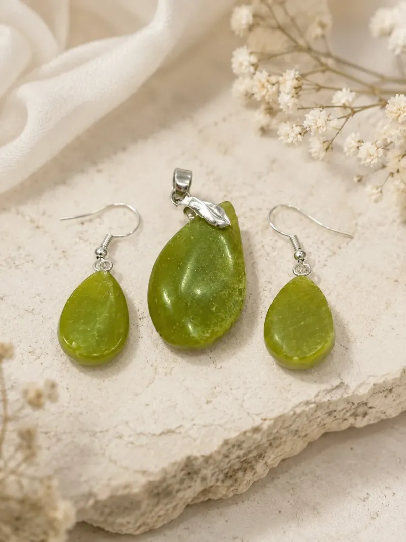 Zehr Mohra (Serpentine) Locket & Earrings Set — Silver Jewelry